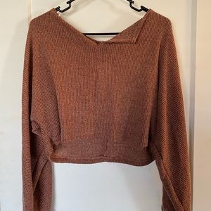 Windsor Cropped Long Sleeve